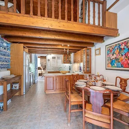 Nonna House Αγία Ευφημία